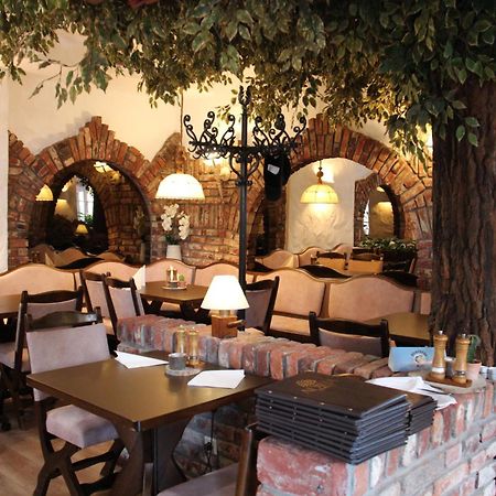 Hotel Restaurant Adria Kroatien Бад-Эмс Экстерьер фото